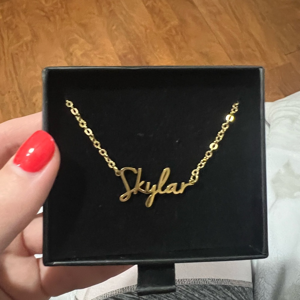 Skylar gold necklace